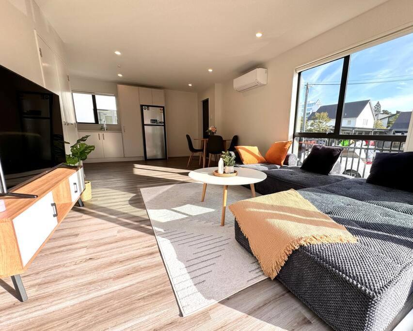 Cbd Luxury Parkside Living 2 Bedroom With Parking ไครสต์เชิร์ช ภายนอก รูปภาพ