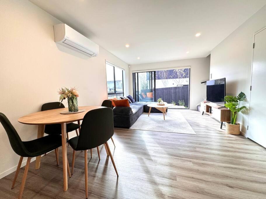Cbd Luxury Parkside Living 2 Bedroom With Parking ไครสต์เชิร์ช ภายนอก รูปภาพ